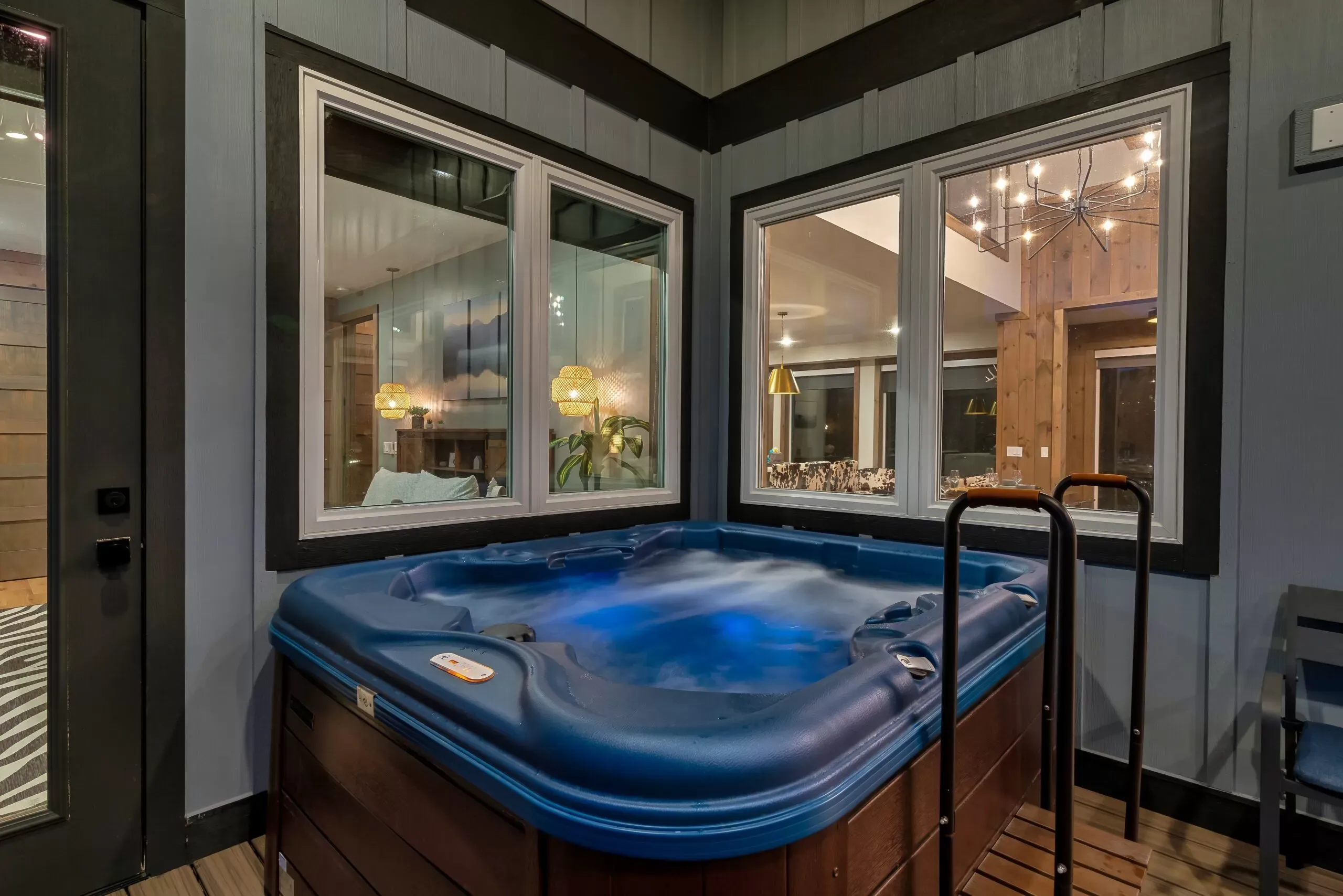 Private hot tub on the deck